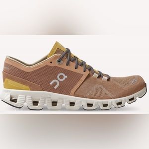 On Running Cloud X - mocha / sand (womens 7)